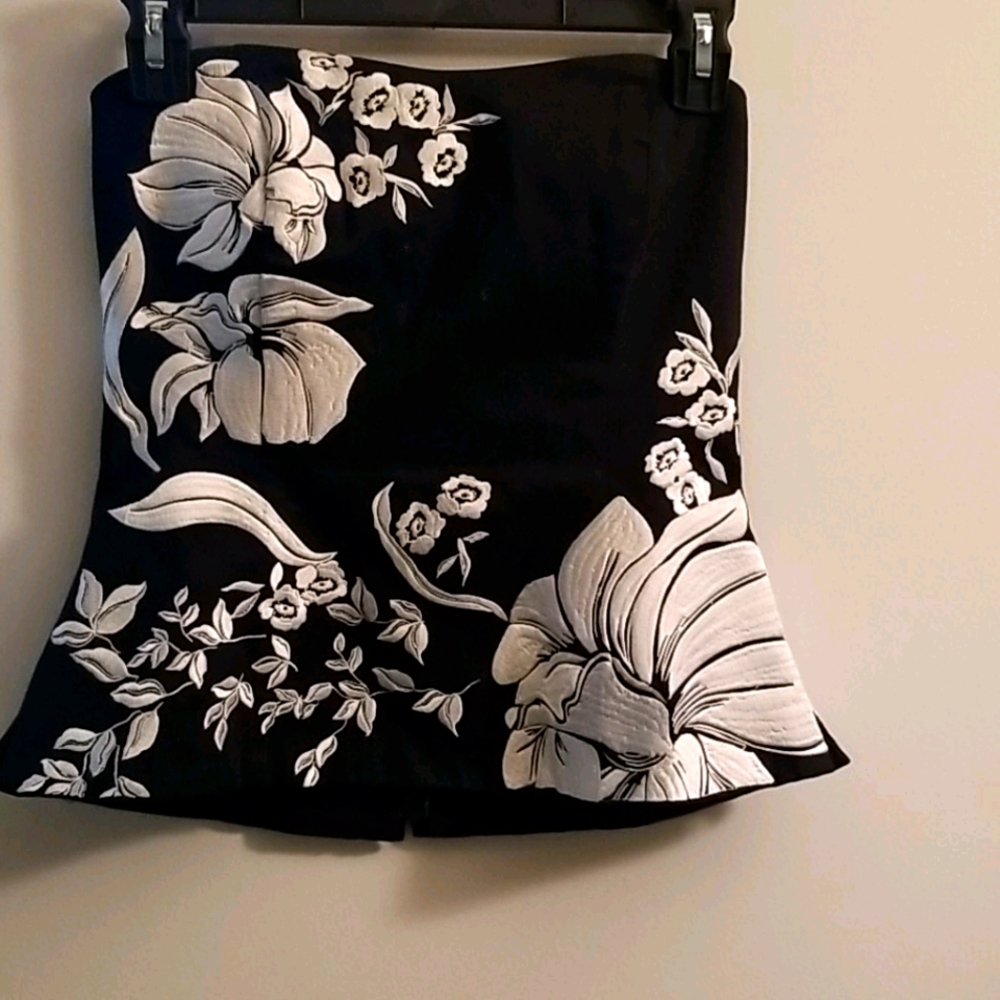 White House Black Market Crop Top